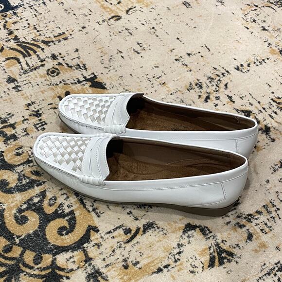 Walking Cradles White Woven Flats - Picture 2 of 5